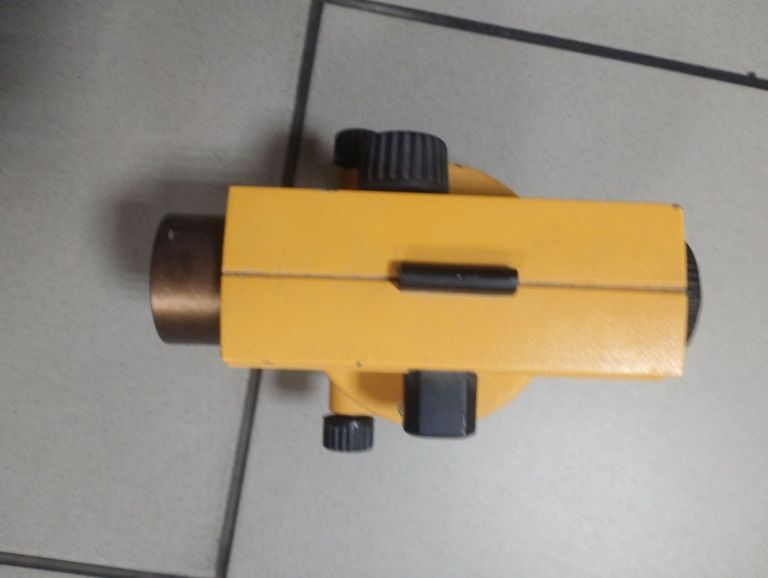 Дешево Vega L30 з ломбарду