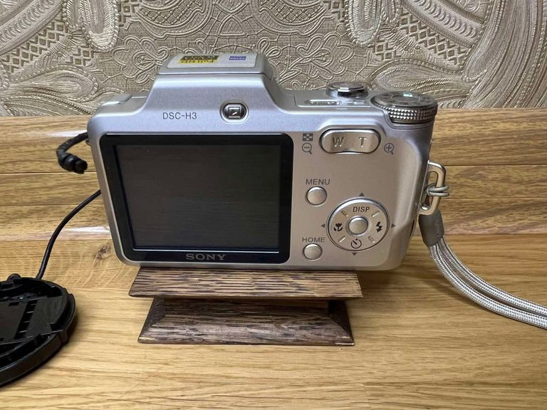 Дешиво Sony Cyber-shot DSC-H3 с ломбарда