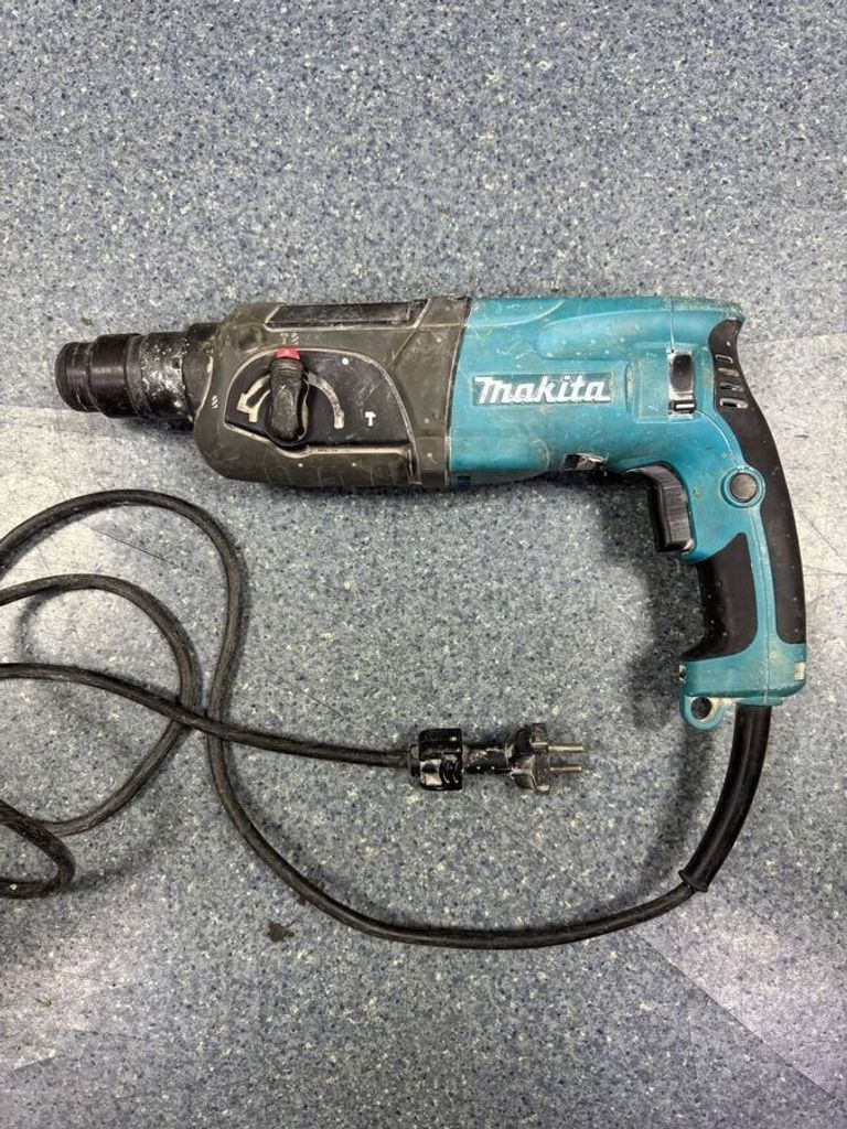 Купити Makita HR2470FT Б/У