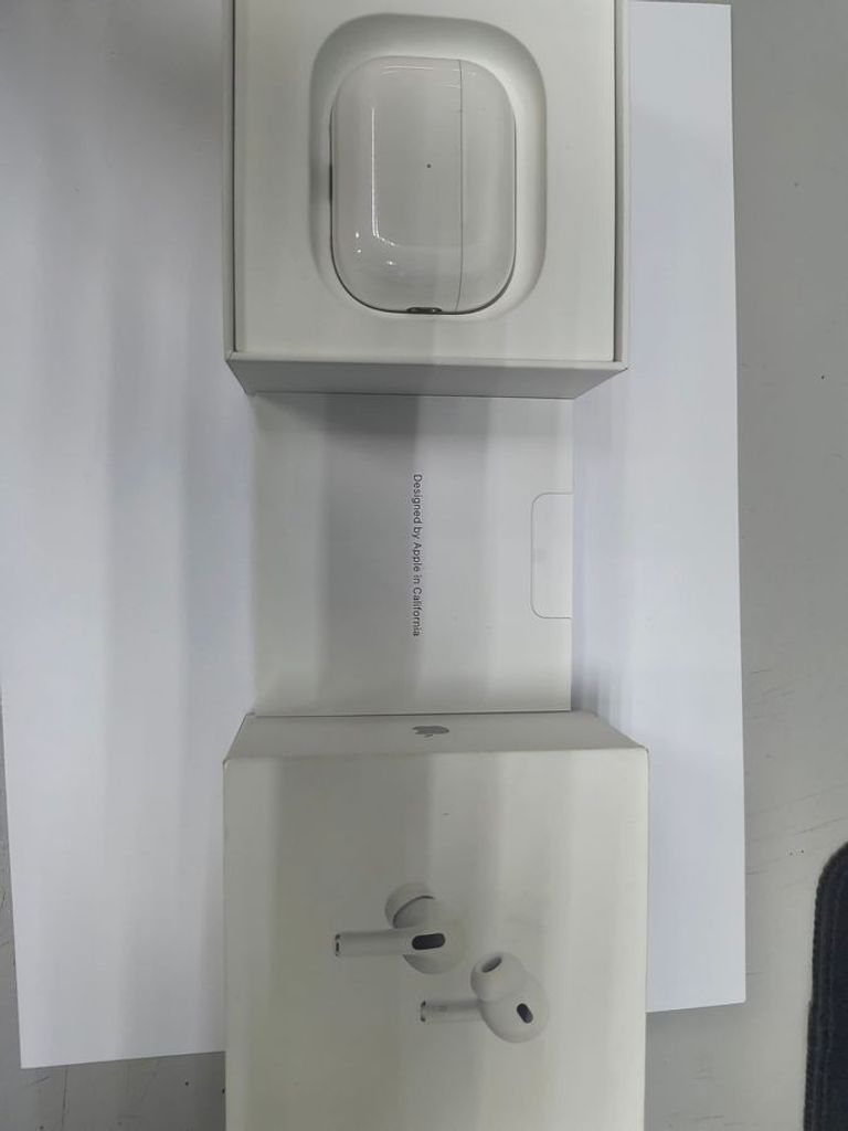 Дешиво Apple airpods pro 2nd generation with magsafe charging case usb-c с ломбарда