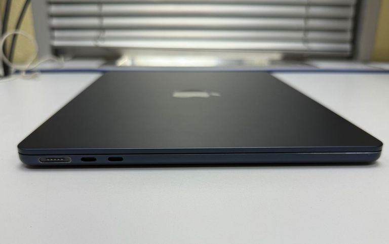 Apple macbook air 13,6" m2 2022 Код:01-200589590. Изображение 6