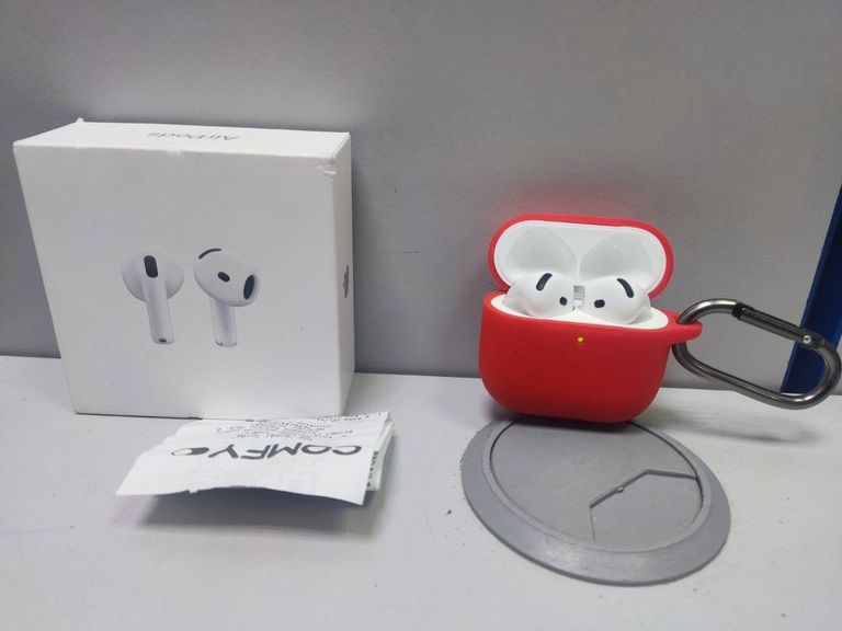 Купить Apple airpods 4 Б/У