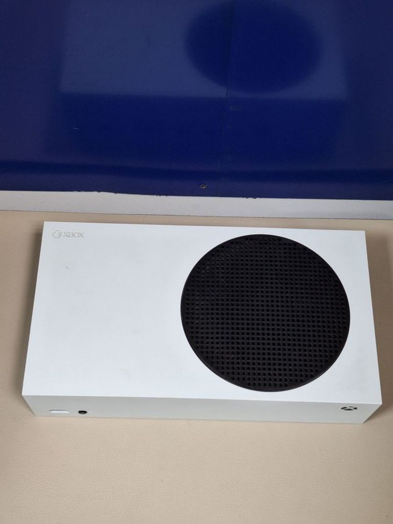 Дешево Microsoft xbox series s 512gb з ломбарду