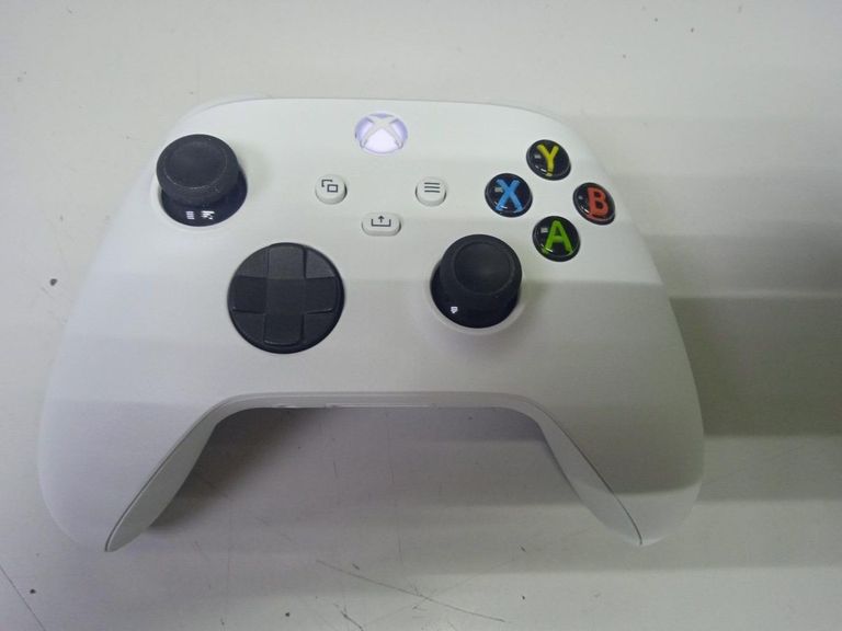 Объявление Microsoft 1914 xbox wireless controller Б/У