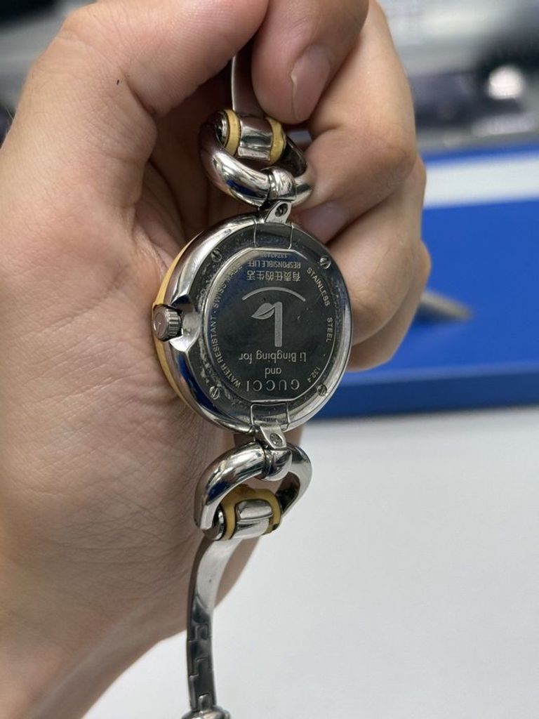 Дешево Gucci 132.4 з ломбарду