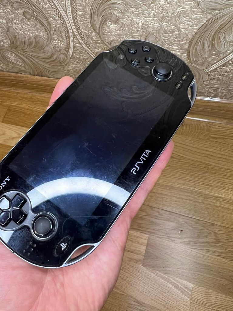 Ігрова приставка Sony PSP Vita (PCH-1004) + SD 64GB Прошита!!! Код:null. Зображення 4