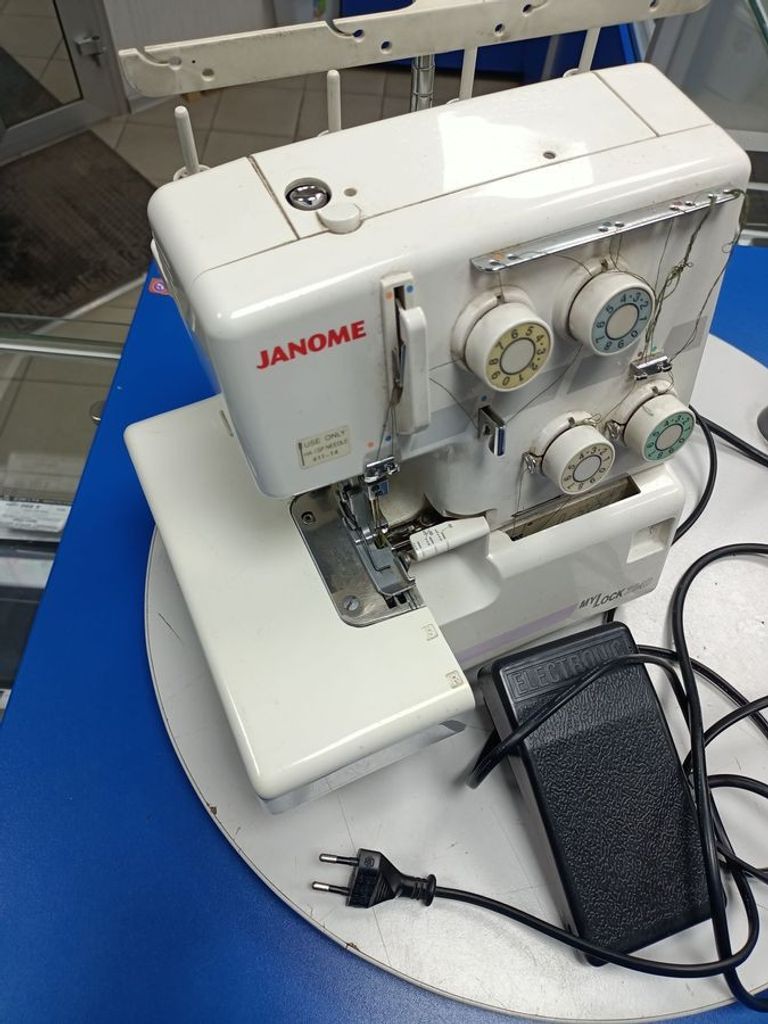 Janome My Lock 204D Код:01-200784319. Зображення 5