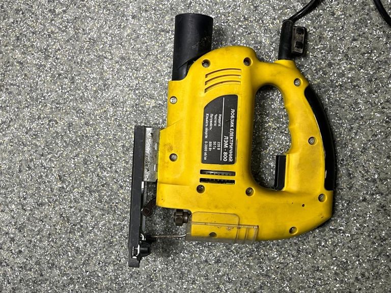 Дешево Калибр лэм-800 з ломбарду