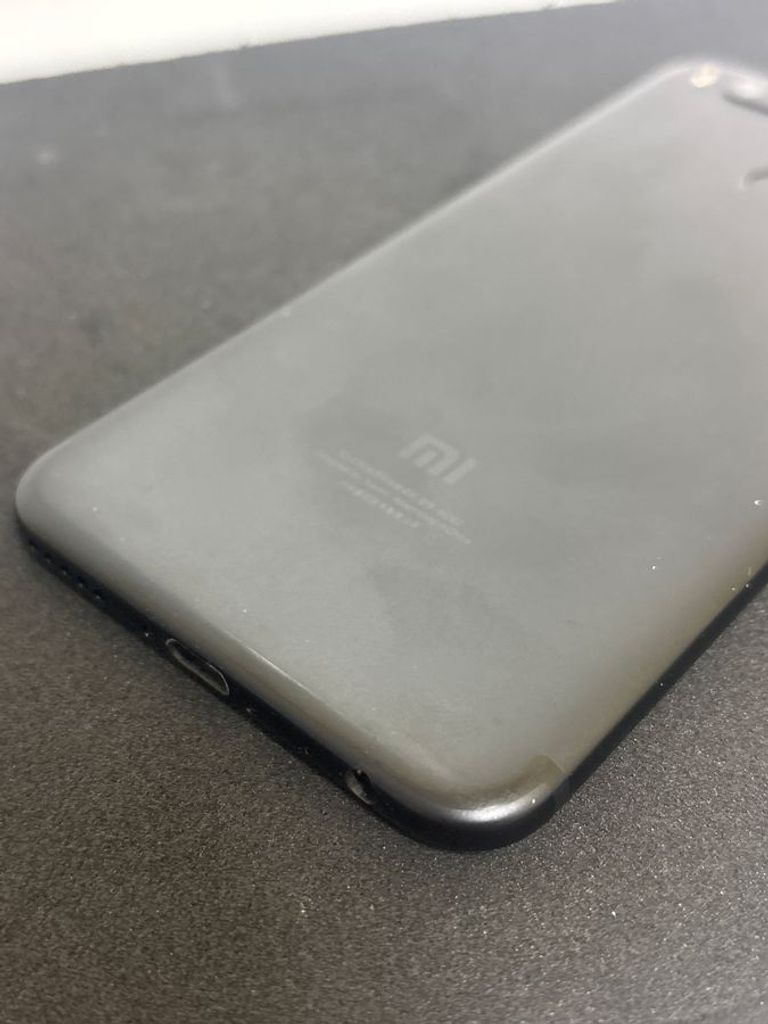 Распродажа Xiaomi mi 5x 4/32gb, продавец Техноскарб