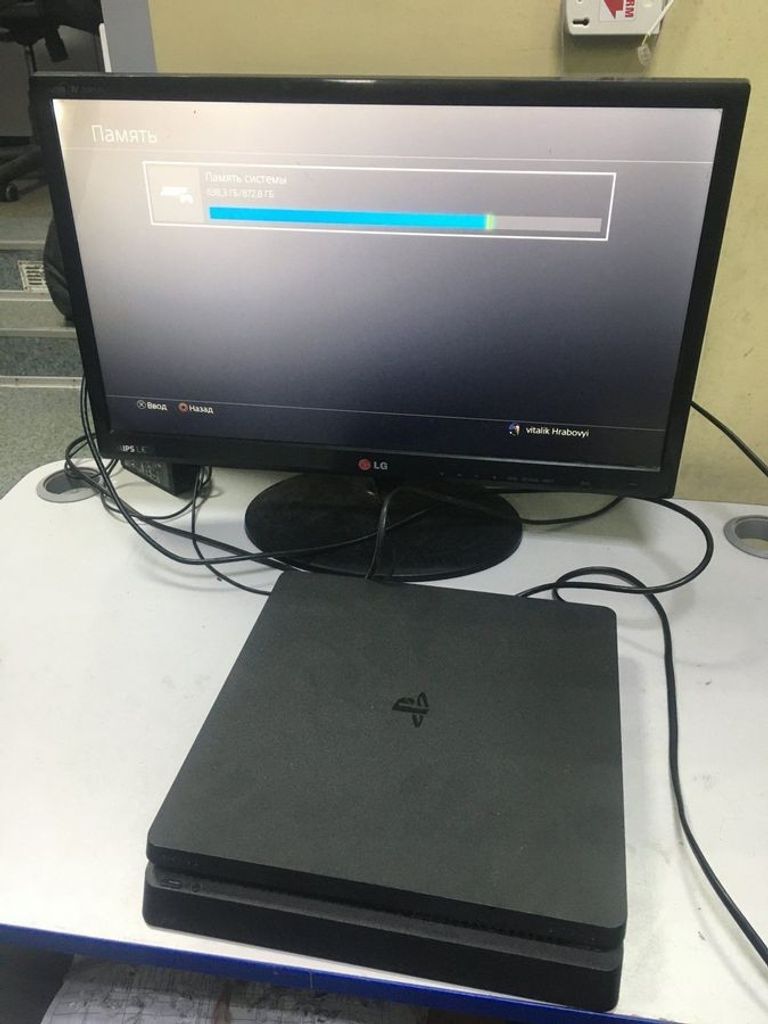 Оголошення  Sony PlayStation 4 Slim 1TB Black Б/У