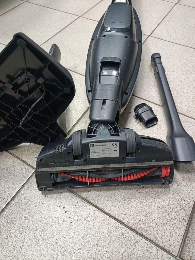 Купити Electrolux WQ61-44SW Б/У