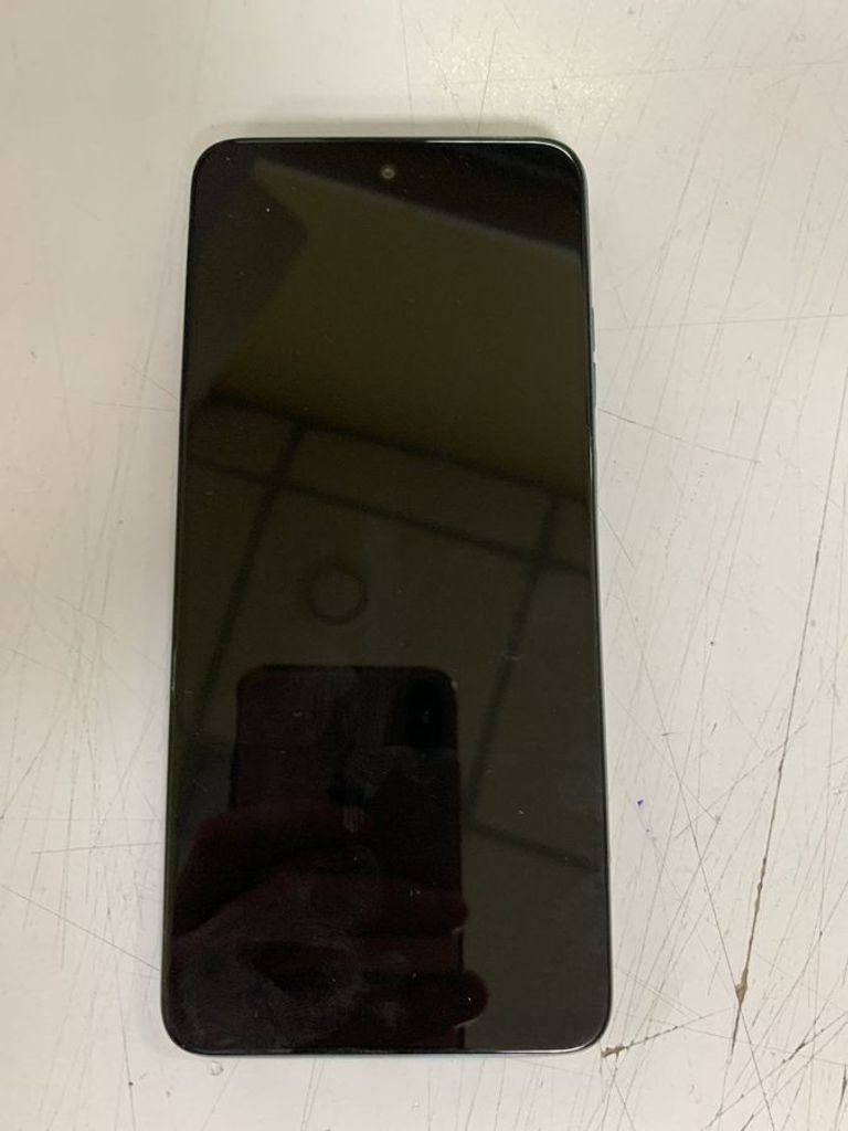 Купить Motorola moto g05 4/256gb Б/У