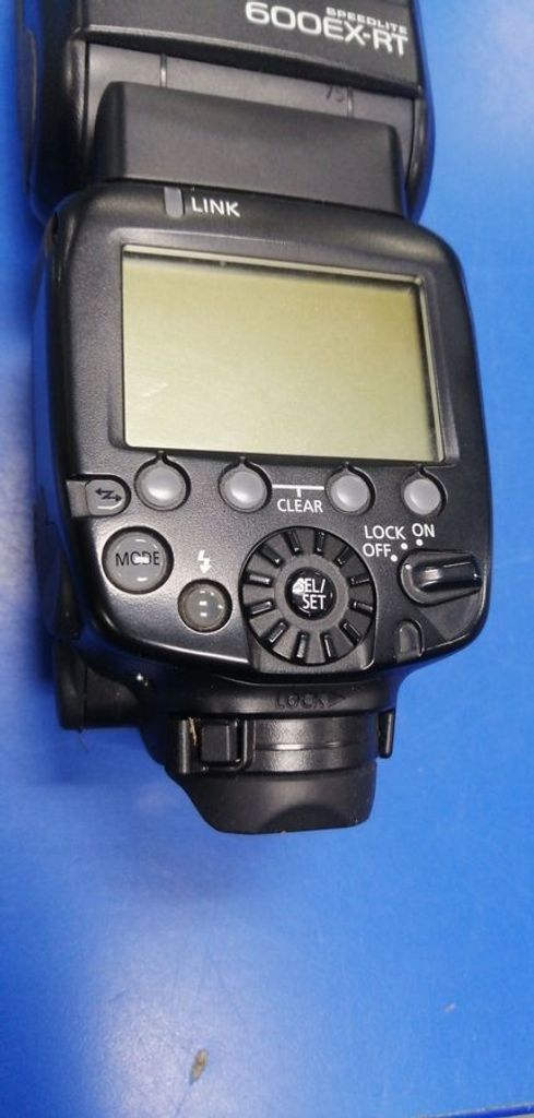 Дешиво Canon Speedlite 600EX RT с ломбарда