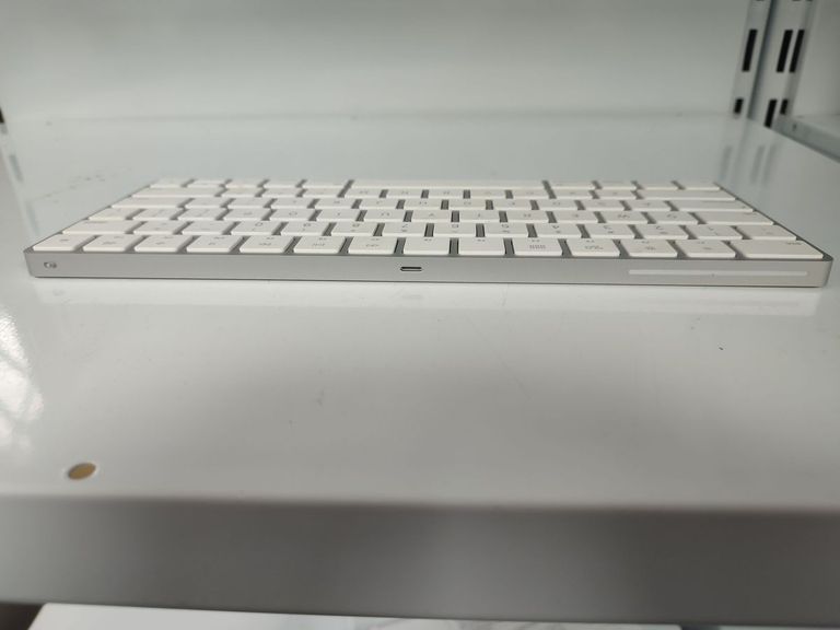 Дешиво Apple magic keyboard с ломбарда