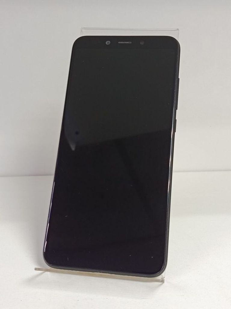 Купити Xiaomi Mi A2 4/64GB Black Б/У