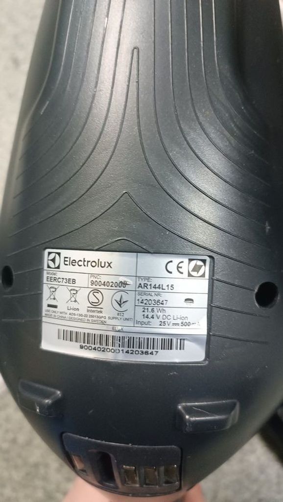 Дешиво Electrolux EERC73SW с ломбарда