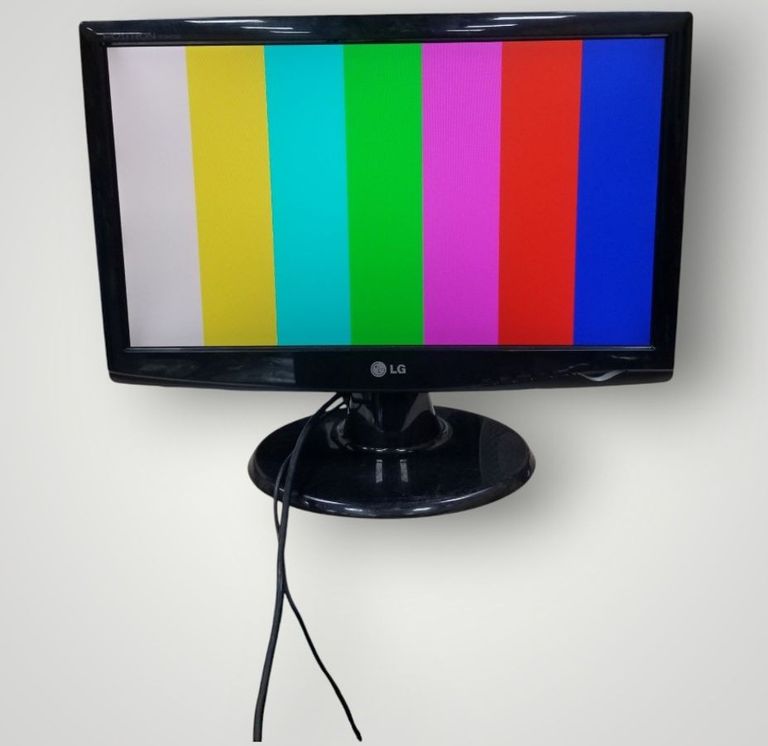 Купити Lg w1943ss Б/У