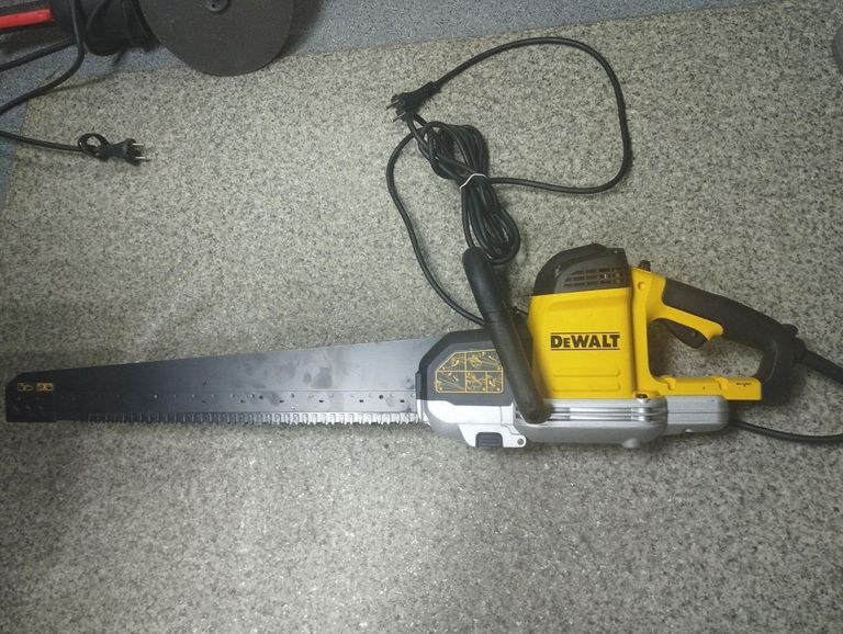 Купити Dewalt DWE398 Б/У