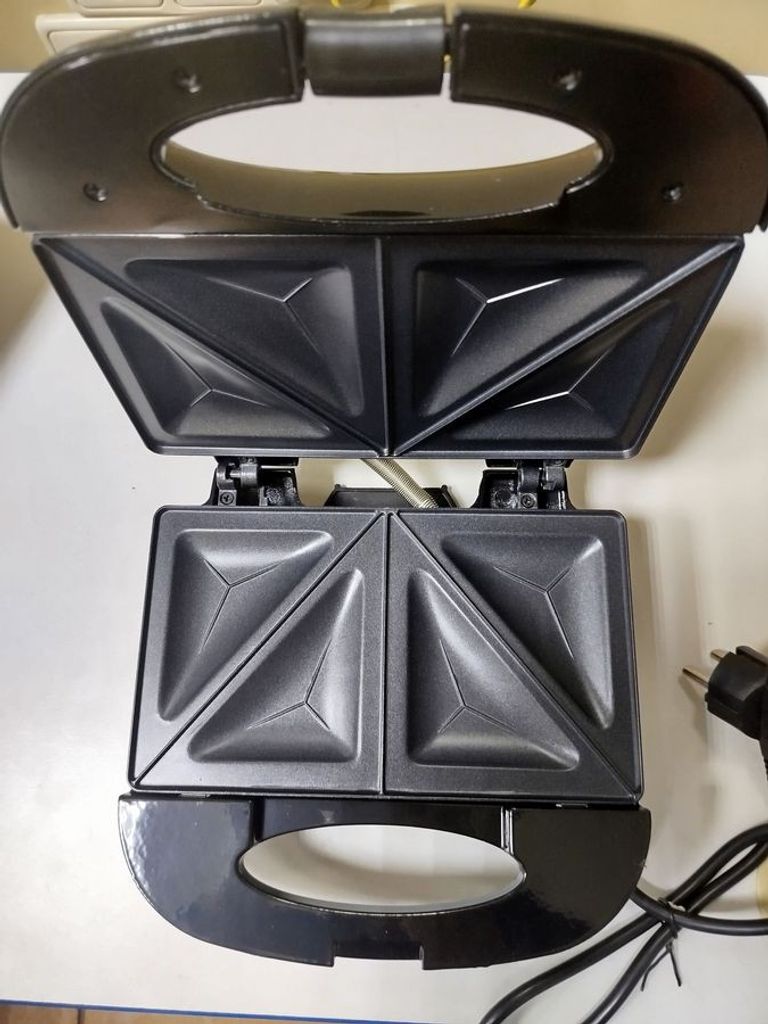 Розпродаж Saturn ST-EC1082 Black, продавець Техноскарб