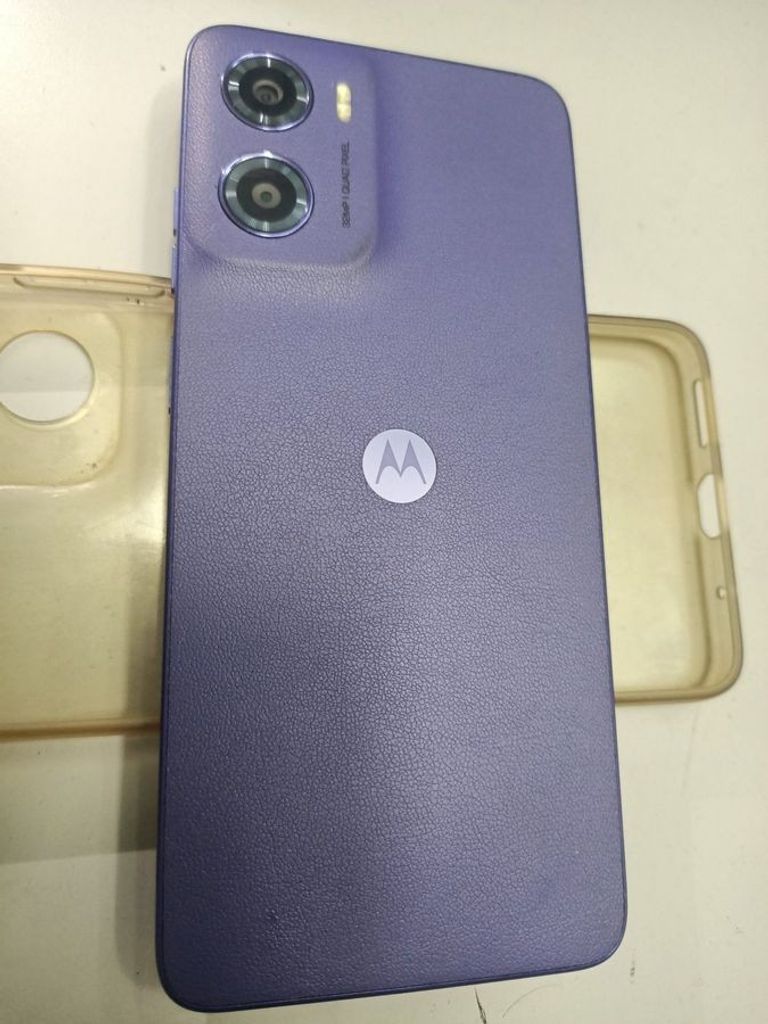 Дешево Motorola moto e15 2/64gb з ломбарду