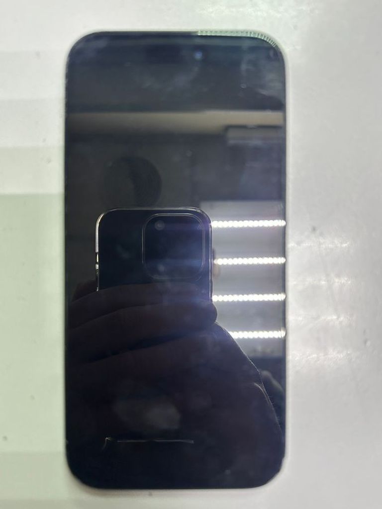 Apple iPhone 15 128GB Green Код:01-200864333. Зображення 5
