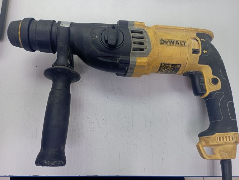 Объявление Dewalt D25144K Б/У