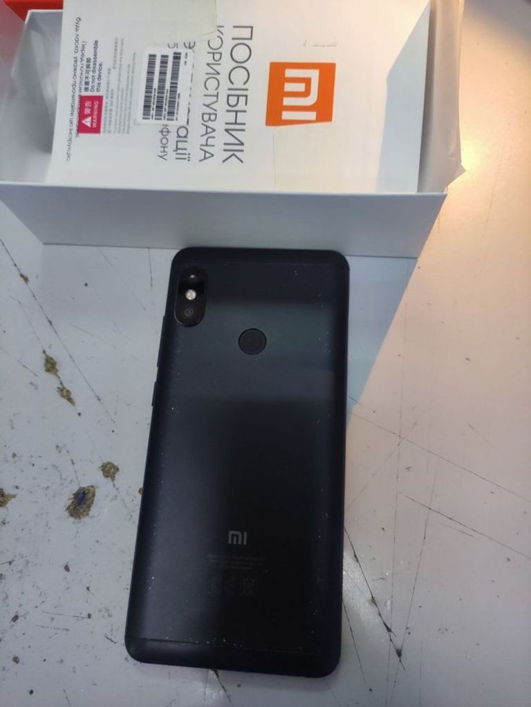 Оголошення Xiaomi Redmi Note 5 3/32GB Black Б/У