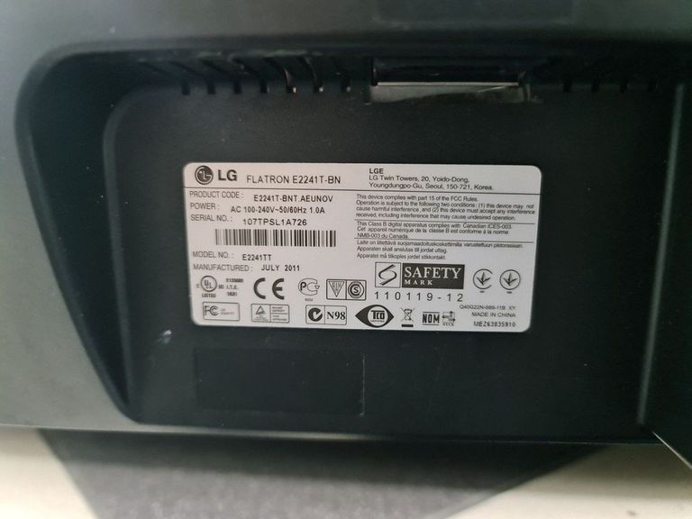 Купить Lg e2241s-bn Б/У