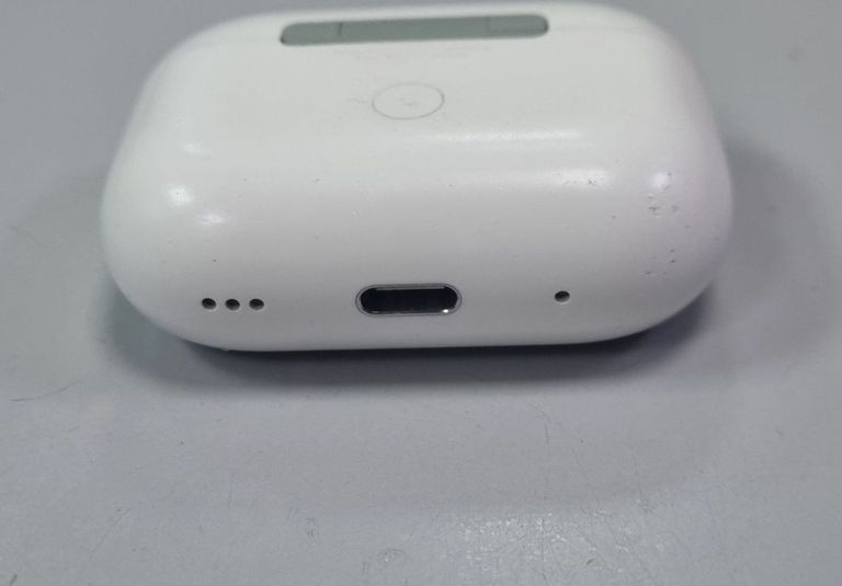 Apple airpods pro 2nd generation with magsafe charging case usb-c Код:01-200918873. Изображение 5