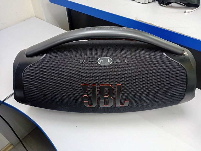 Дешиво Jbl Boombox 3 Black с ломбарда