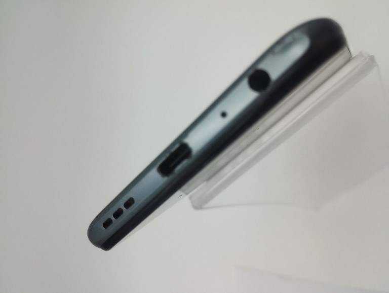 Распродажа Vivo y31 4/64gb, продавец Техноскарб