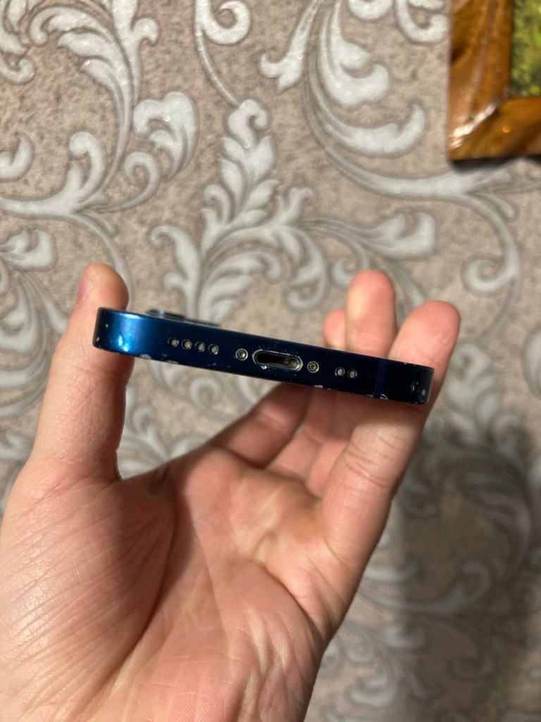 Дешево Apple iPhone 12 mini 64GB Blue (MGE13) з ломбарду