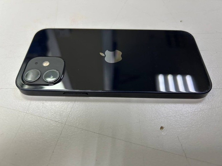 Apple iPhone 12 128GB (PRODUCT)RED Код:01-200936180. Изображение 5