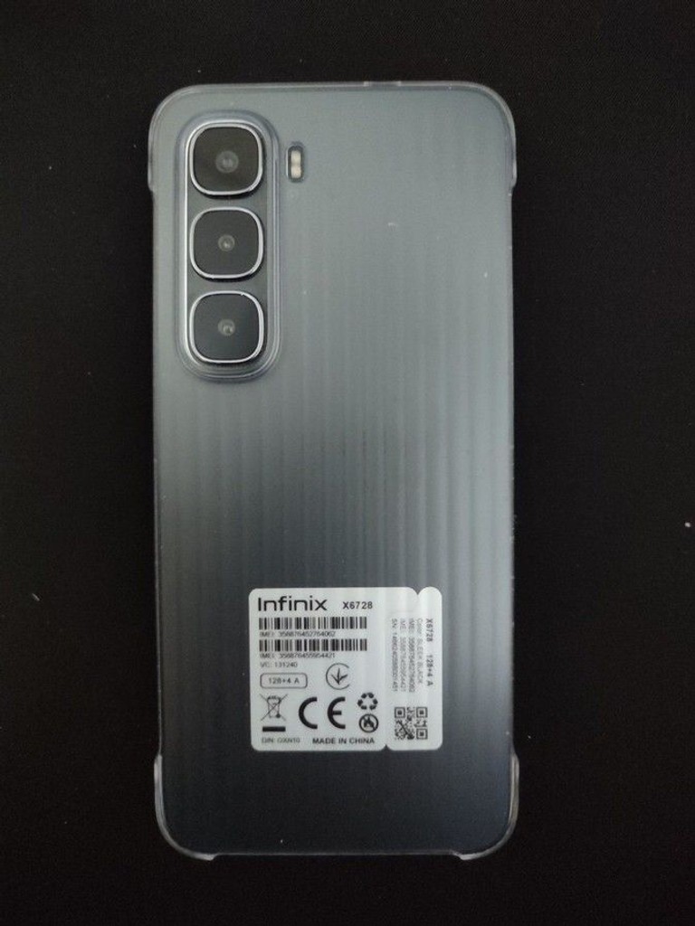 Дешево Infinix hot 60i 4/128gb з ломбарду