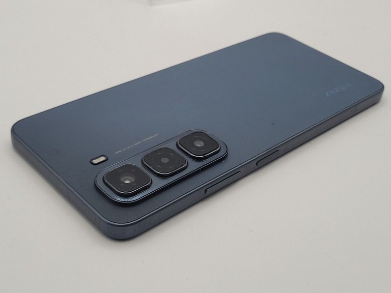 Розпродаж Infinix hot 50 8/128gb, продавець Техноскарб