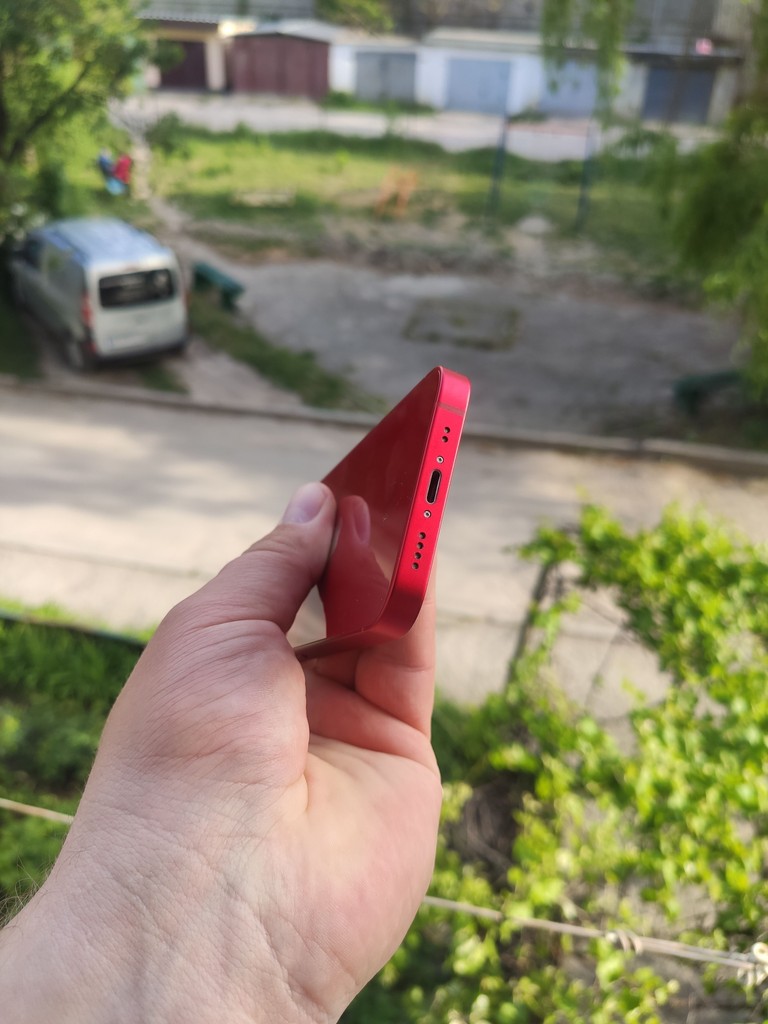 Купити Apple iPhone 13 mini 256GB PRODUCT RED (MLK83) Б/У