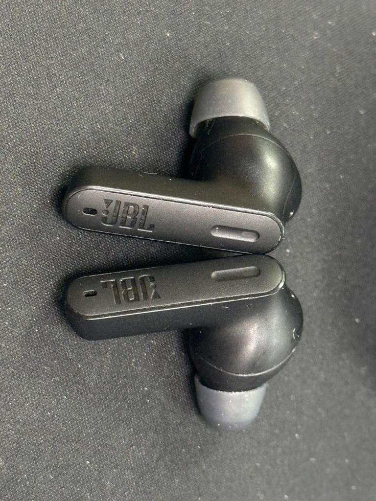 Дешево Jbl tune 245 nc з ломбарду