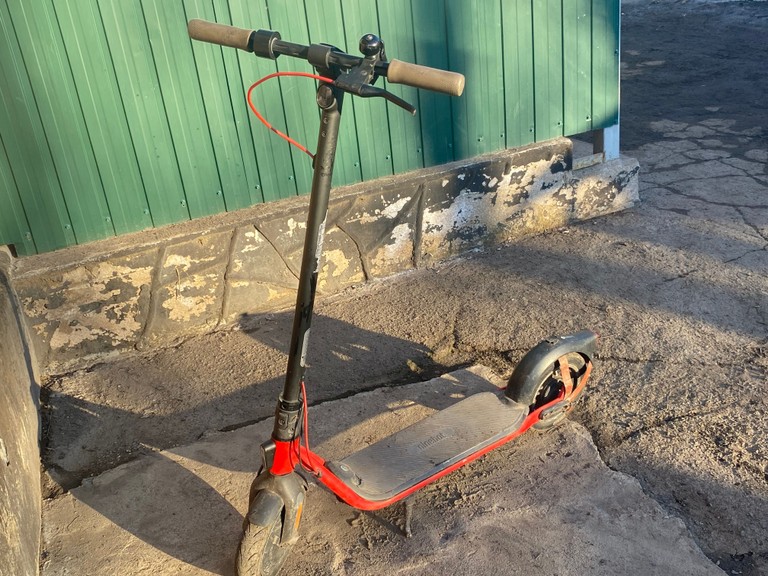 Купить Ninebot by Segway D38E Black/Red (AA.00.0012.06) Б/У