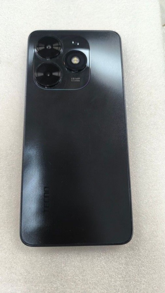 Купити Tecno spark go 2024 3/64gb Б/У