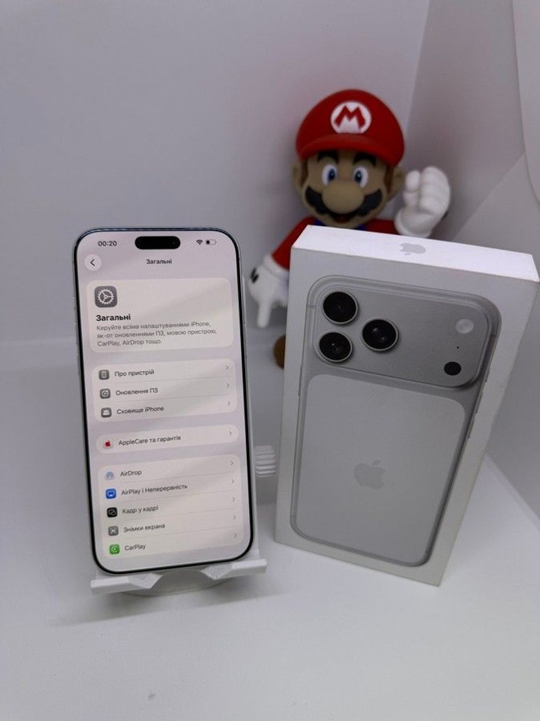 Дешево Apple iPhone 17 Pro Max 256GB eSIM Silver (MFXG4) з ломбарду