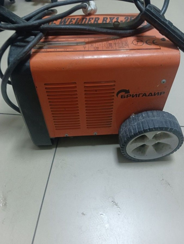Розпродаж Бригадир bx1-250c1, продавець Техноскарб