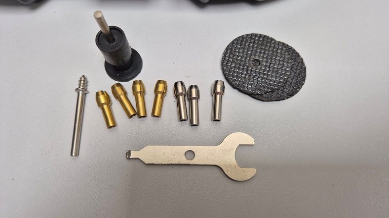 Объявление Dnipro-M rotary tool set 276 pcs Б/У