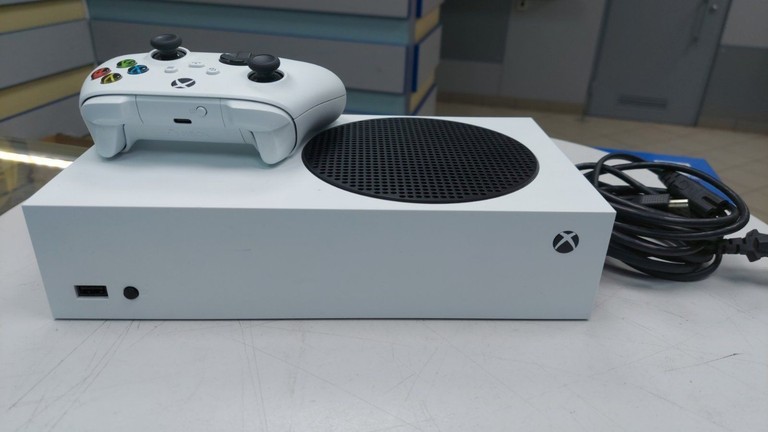 Купить Microsoft xbox series s 512gb Б/У