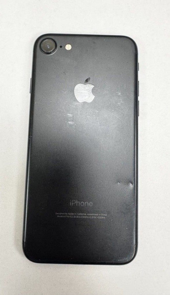 Купити Apple iphone 7 32gb Б/У