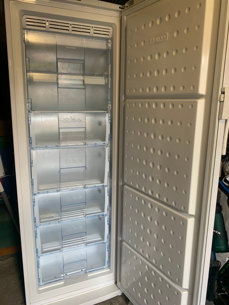 Купити Beko FNE 26400 Б/У