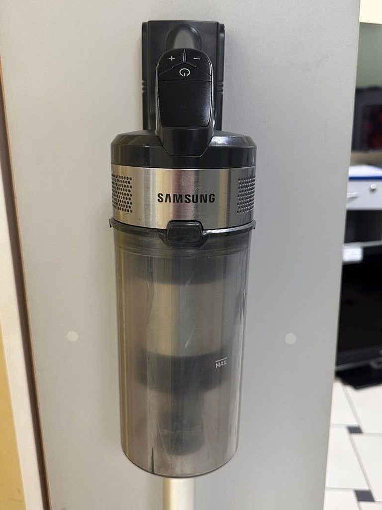 Оголошення Samsung Jet 65 Pet Cordless Stick Vacuum VS15A60AGR5 Б/У
