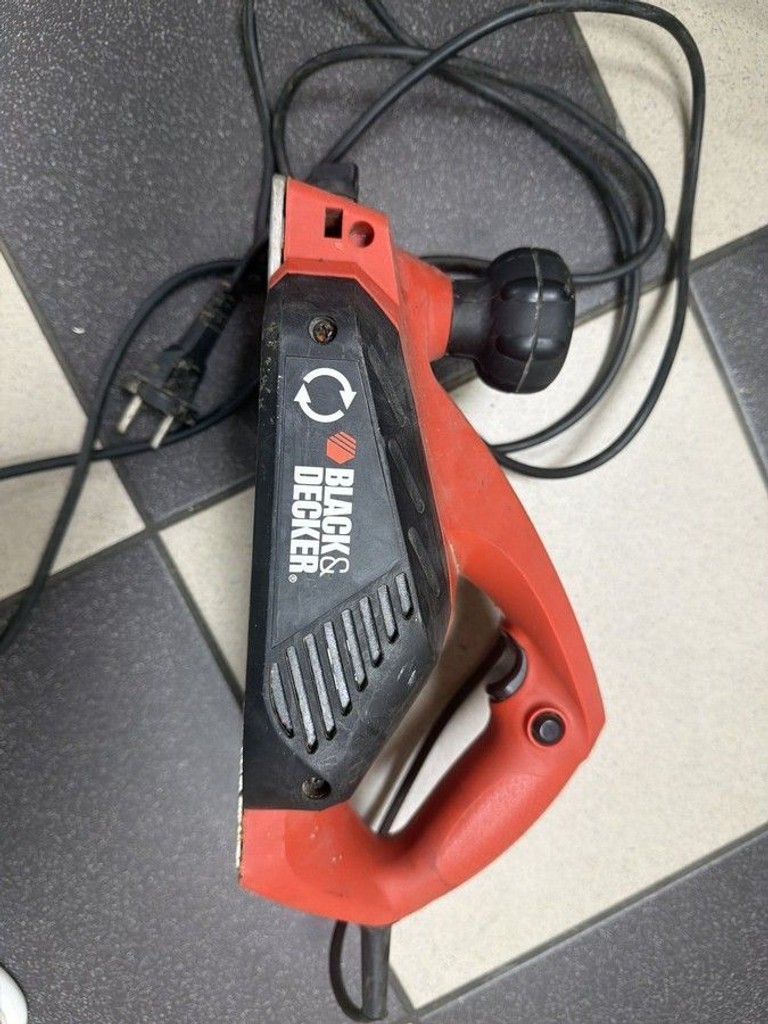 Дешево Black&Decker kw712 з ломбарду