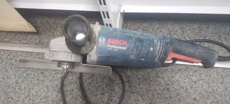 Дешево Bosch gws 2200 з ломбарду