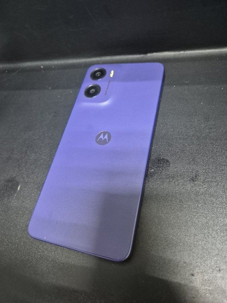 Дешиво Motorola moto e15 2/64gb с ломбарда