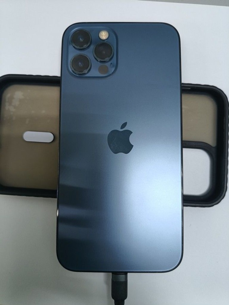 Розпродаж Apple iPhone 12 128GB (PRODUCT)RED, продавець Техноскарб